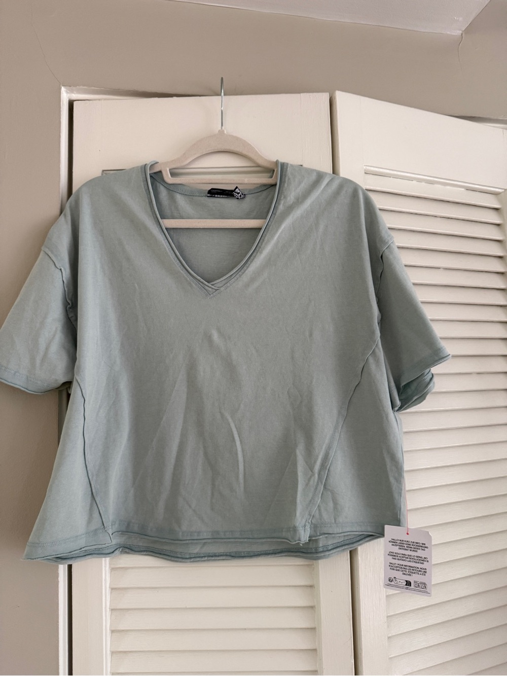 ASOS slouchy, V-neck T-shirt, in light blue cotton, 3/4 sleeves XS, NWT